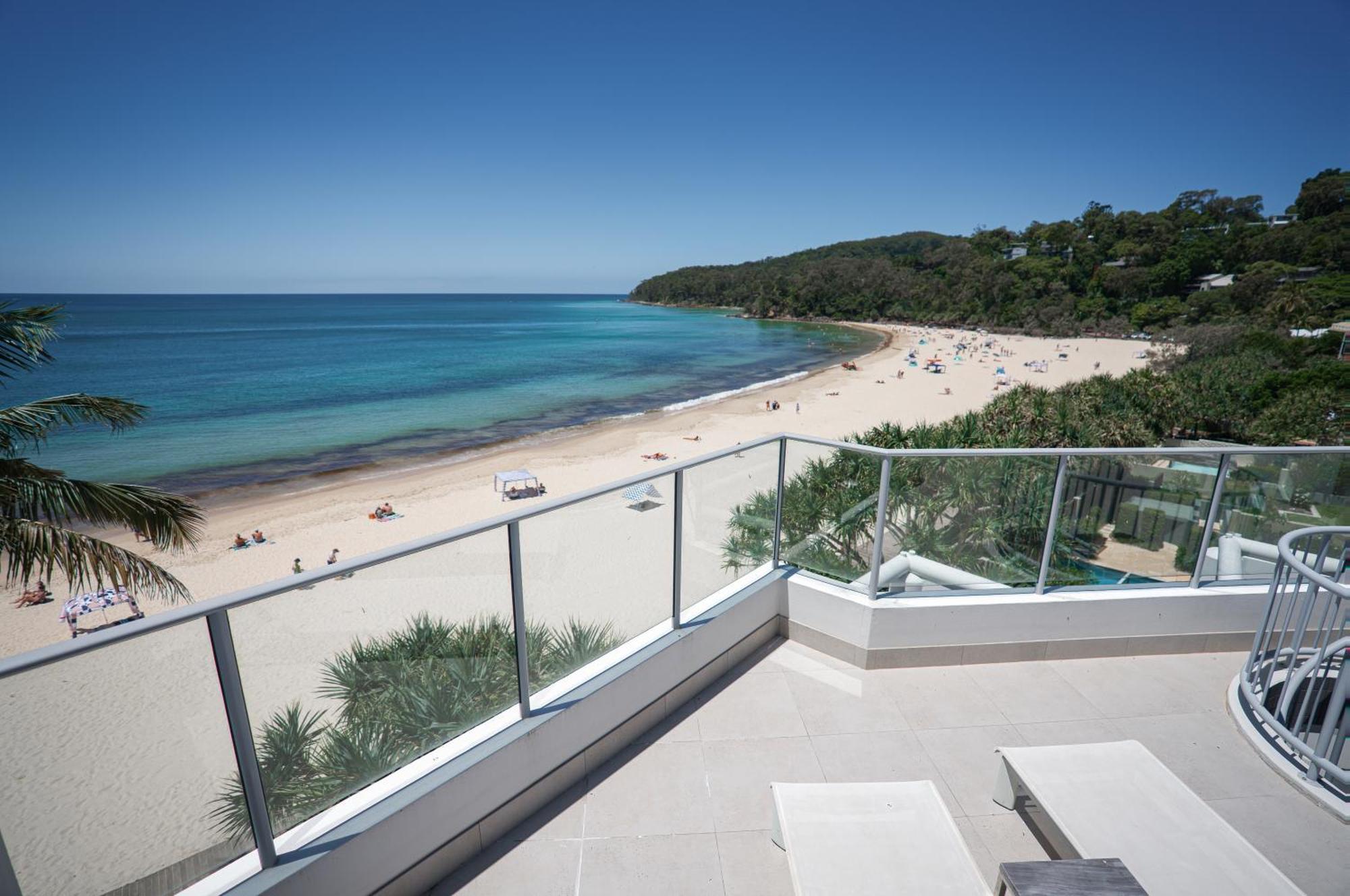 On The Beach Noosa Resort מראה חיצוני תמונה